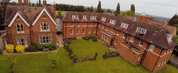 British schools’ support for frontline workers | Dickinson School Consulting
