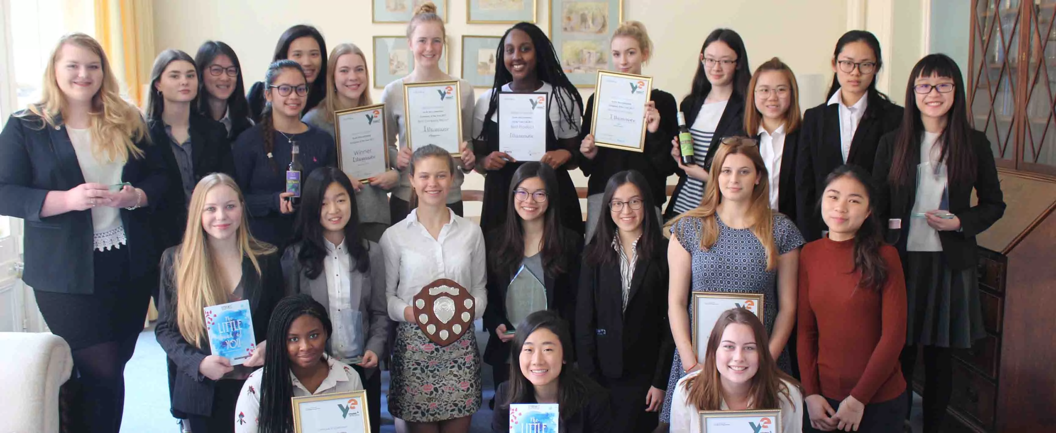 Malvern St James’ Girls’ School’s Young Enterprise teams | Dickinson School Consulting